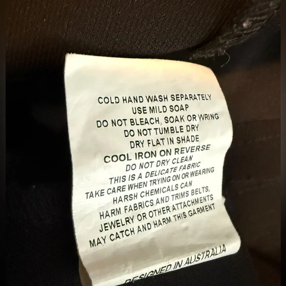 Elliatt Black Jillian Mini Dress with Floral Flowers Accent Large Retail $250 - Picture 8 of 9